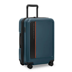 Essential 22“ Hardside Carry-On Expandable Spinner