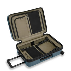 Essential 22“ Hardside Carry-On Expandable Spinner